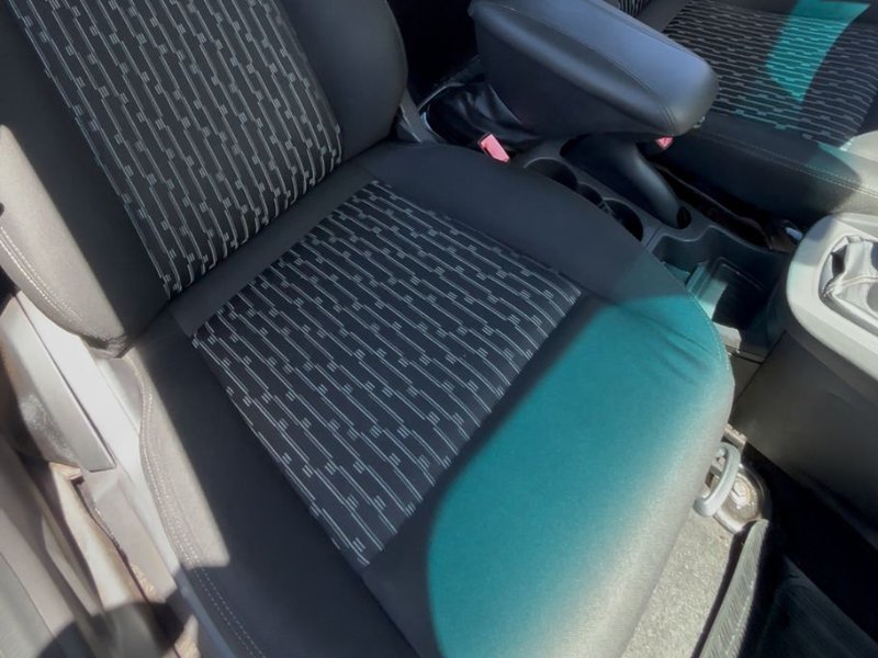 Banco de carro depois da higienização